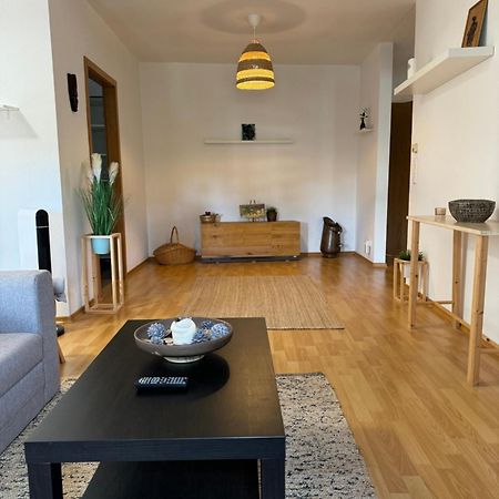 Boho Apartment In Der Stadtmitte ลาร์ ภายนอก รูปภาพ